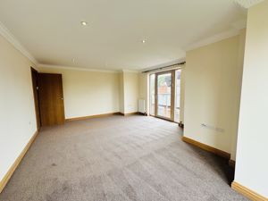 Lounge - click for photo gallery